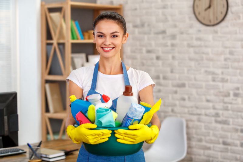 Townhouse Housekeeping in Sanford, FL